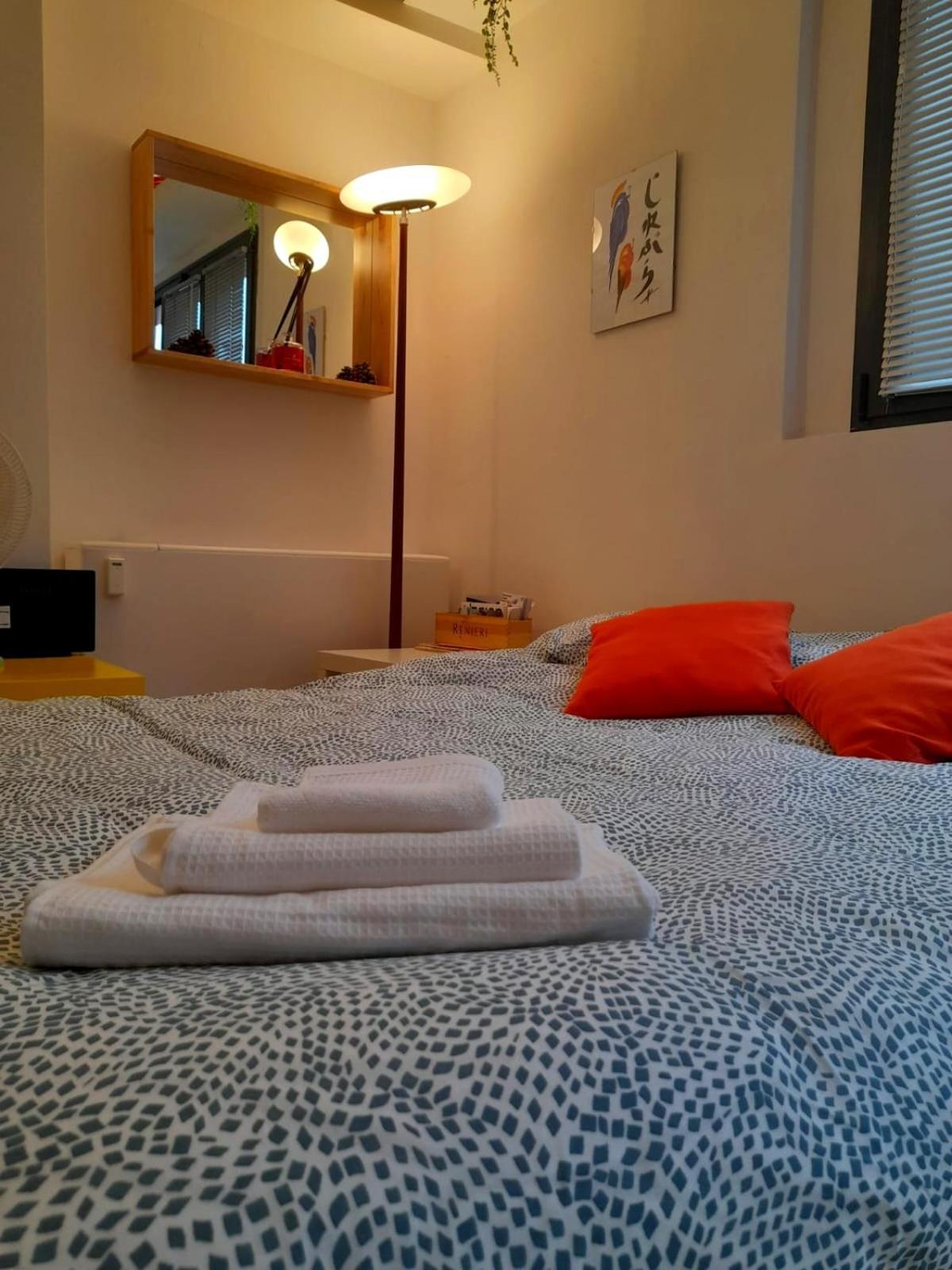 Gemme Fiorentine Apartments In Front Of The Train Station 5 Minutes From The Centre Free Parking Firenze Kültér fotó